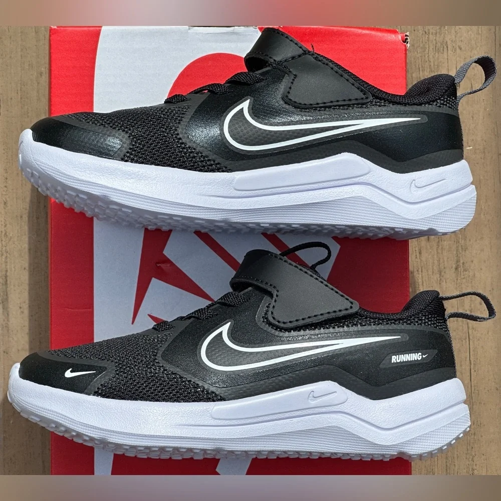 NEW Nike Little Kid Unisex Cosmic Runner Casual Everyday Sneaker Toddler 10C